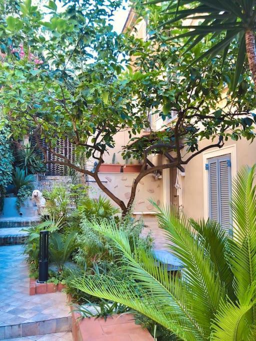 Isola Roger - Appartamento Con Giardino A Roma Exterior foto