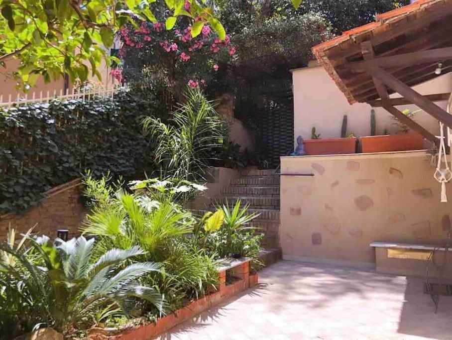 Isola Roger - Appartamento Con Giardino A Roma Exterior foto
