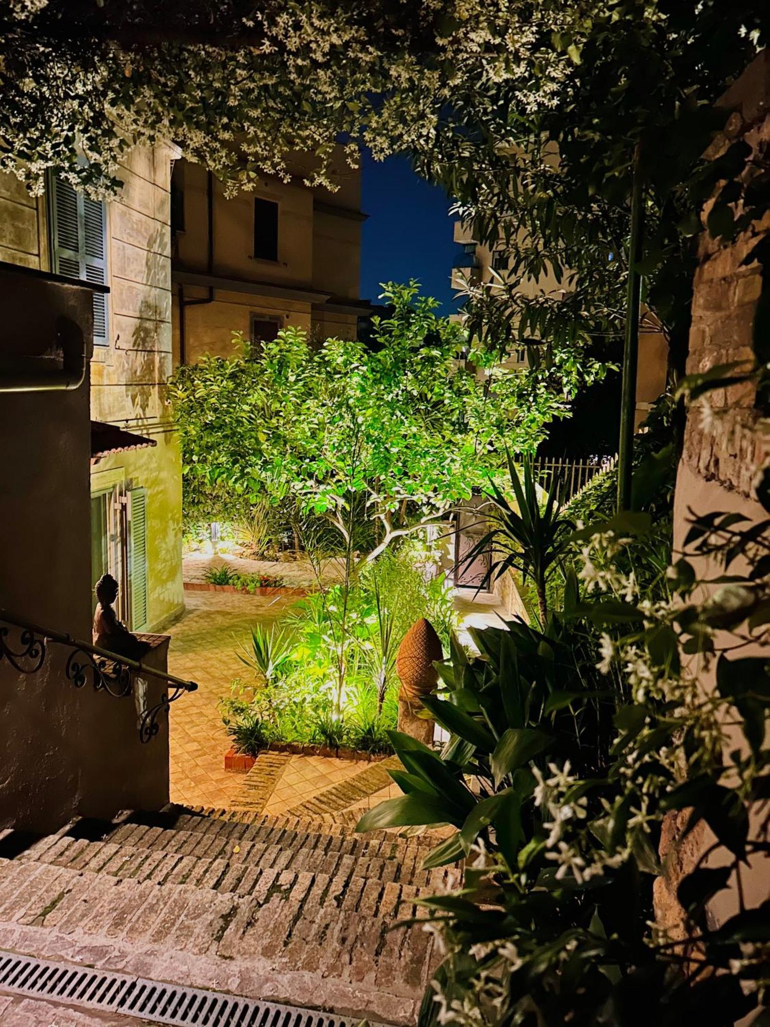 Isola Roger - Appartamento Con Giardino A Roma Exterior foto