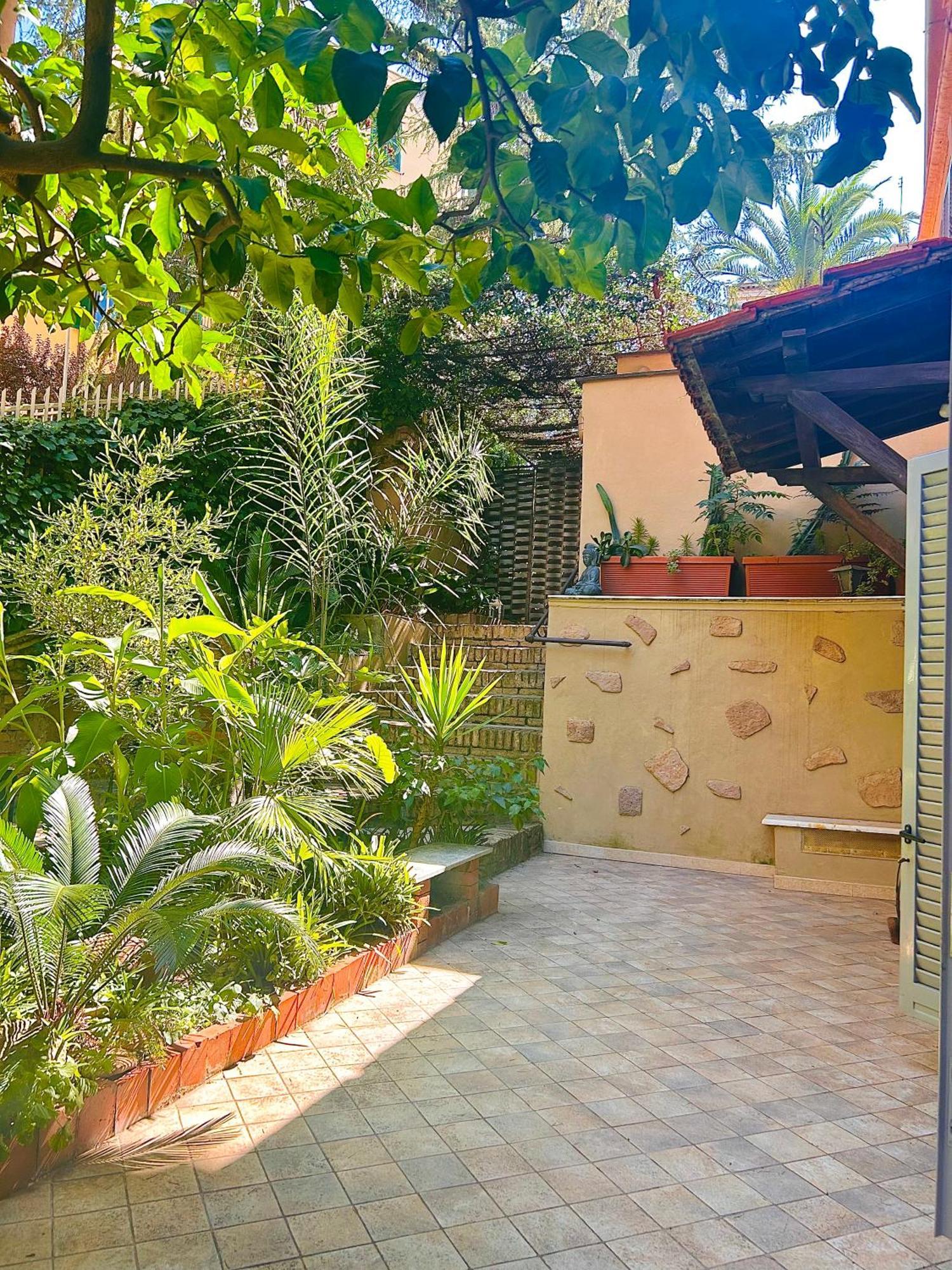 Isola Roger - Appartamento Con Giardino A Roma Exterior foto